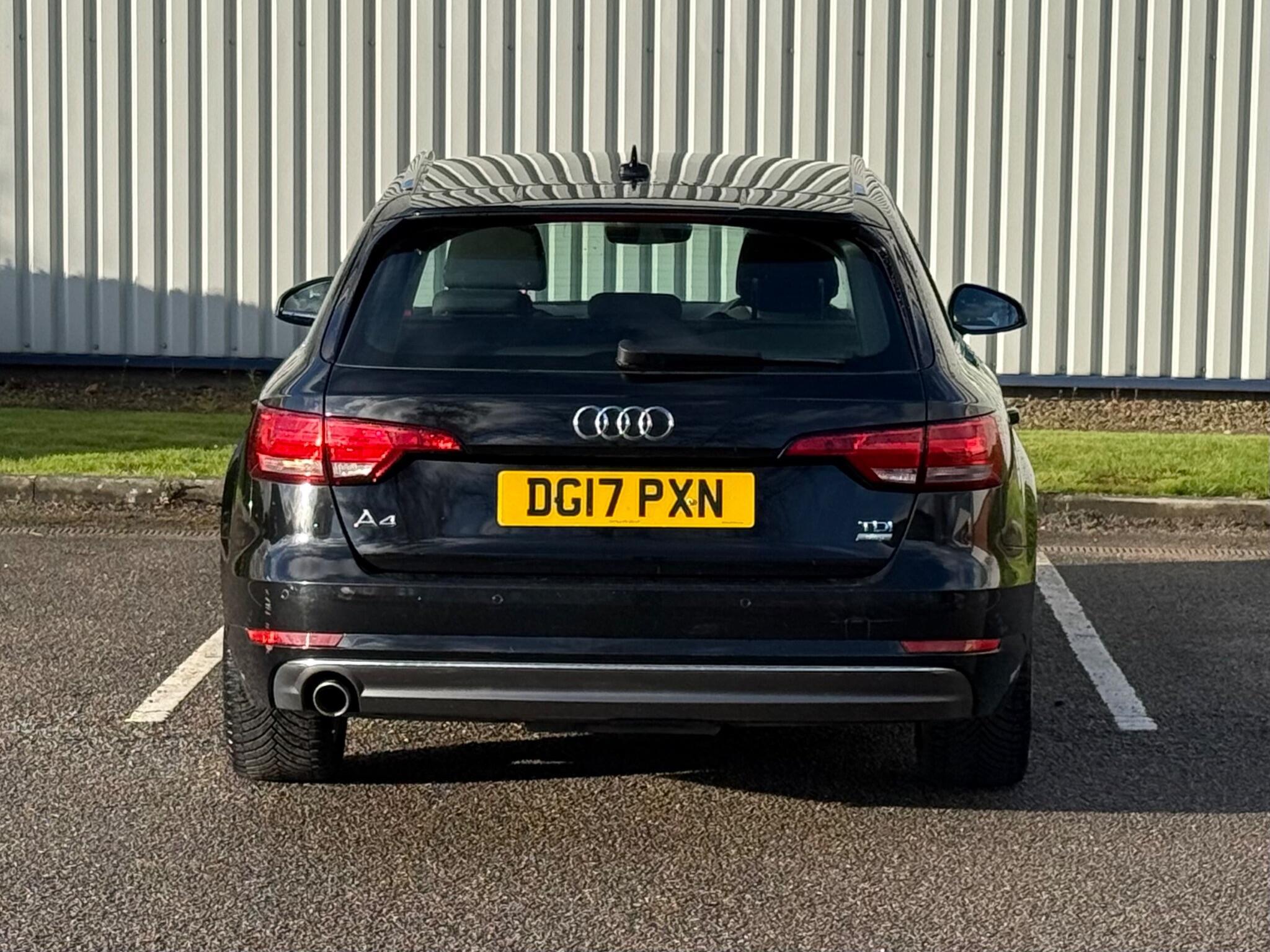 Audi A4 Avant - Image 14