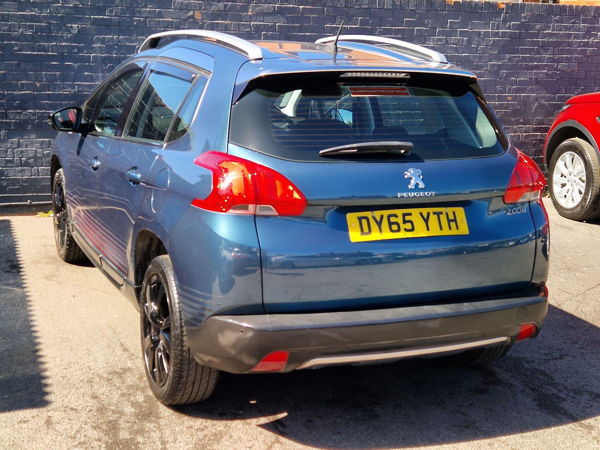 Peugeot 2008 - Image 8