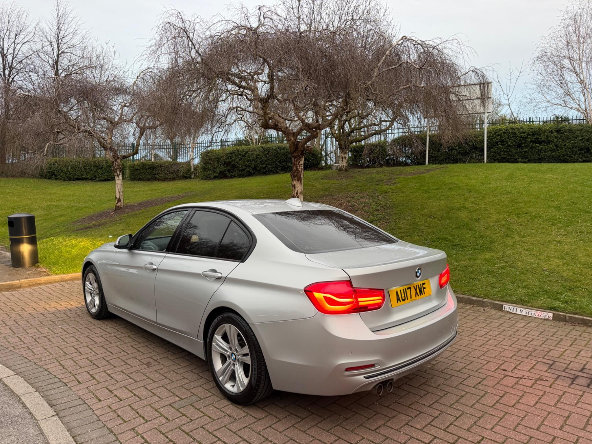 BMW 3 Series - Image 18