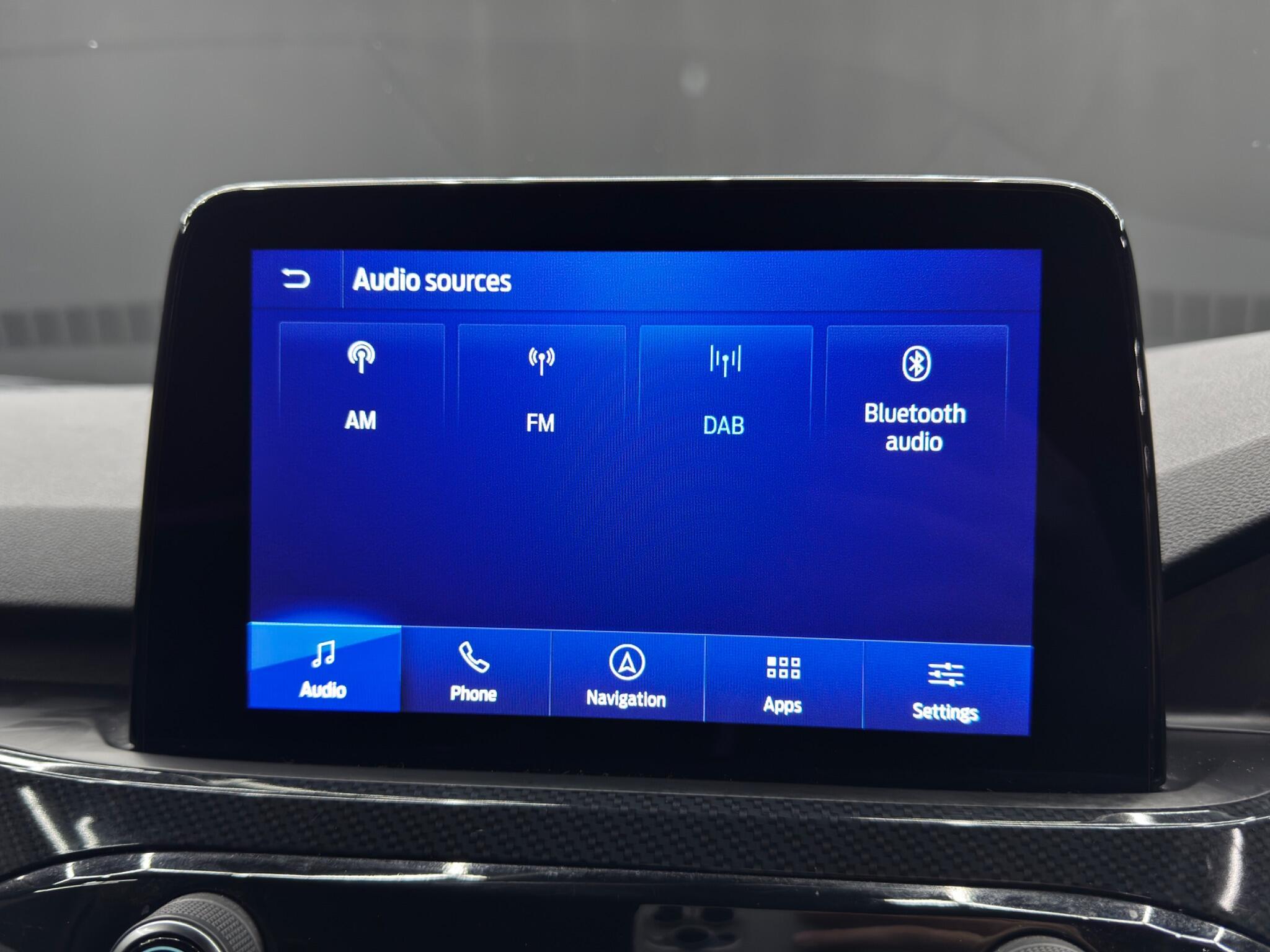 Ford Kuga - Image 33