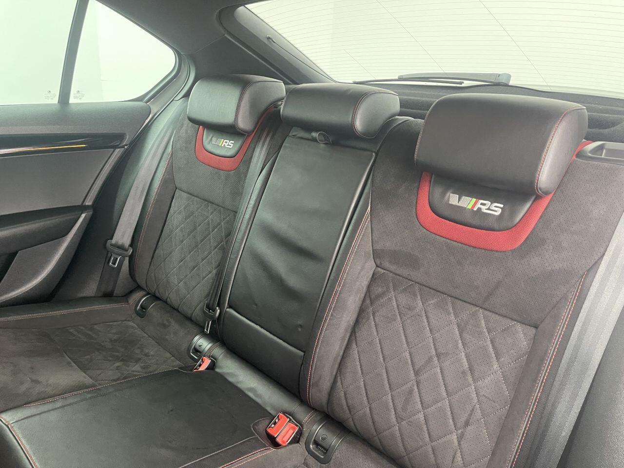 Skoda Octavia - Image 25