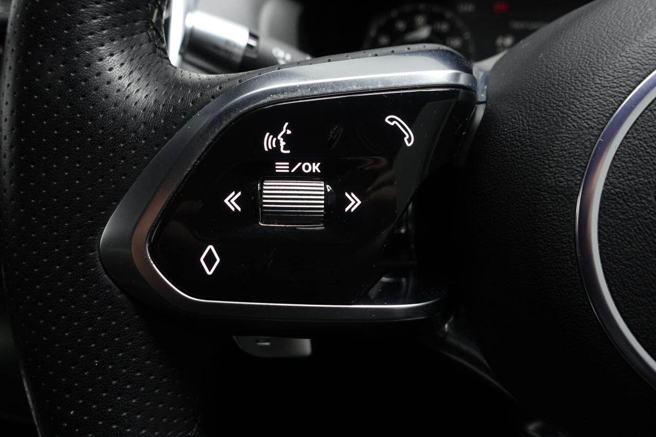 Jaguar XE - Image 36