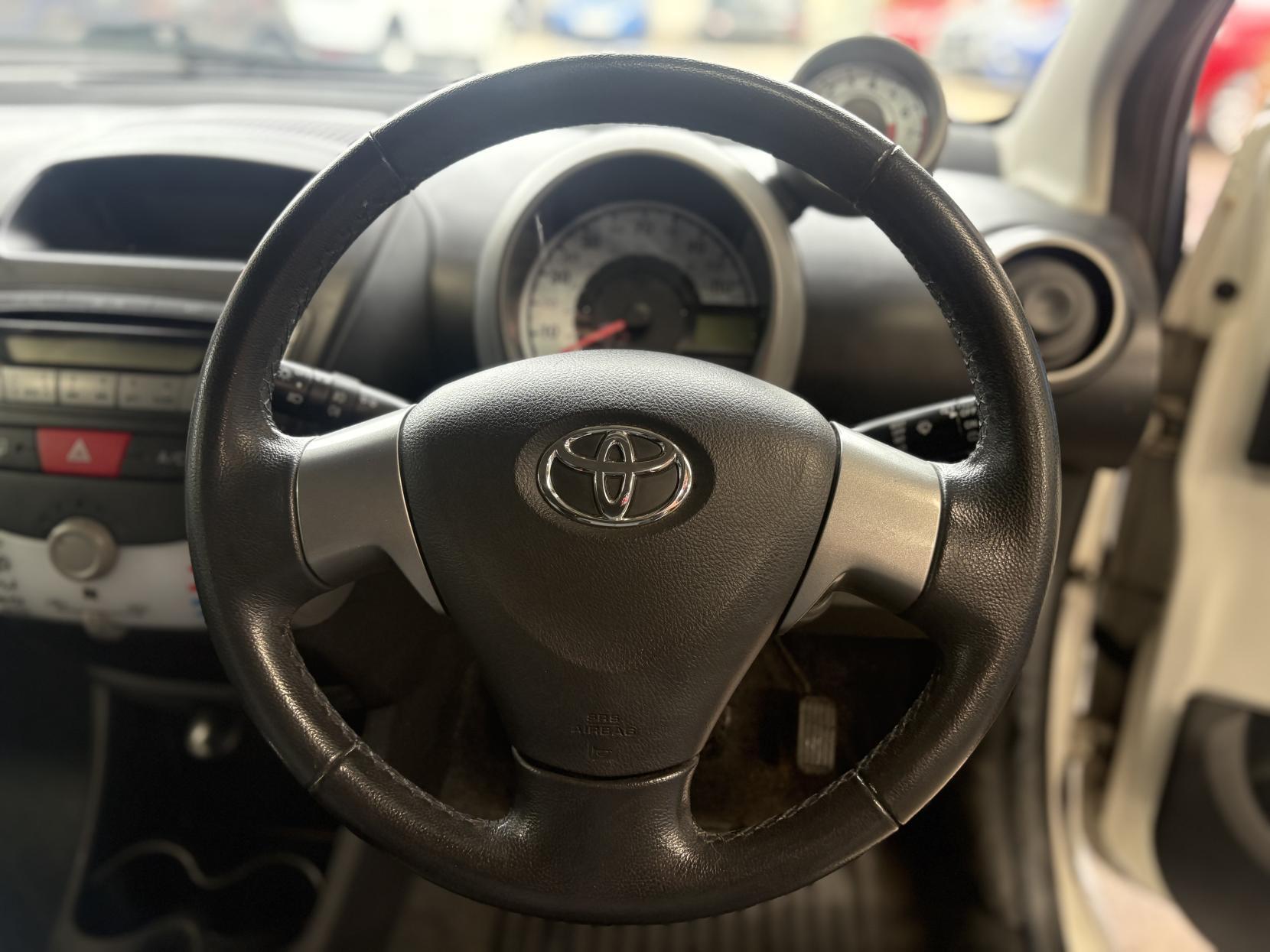 Toyota Aygo - Image 12