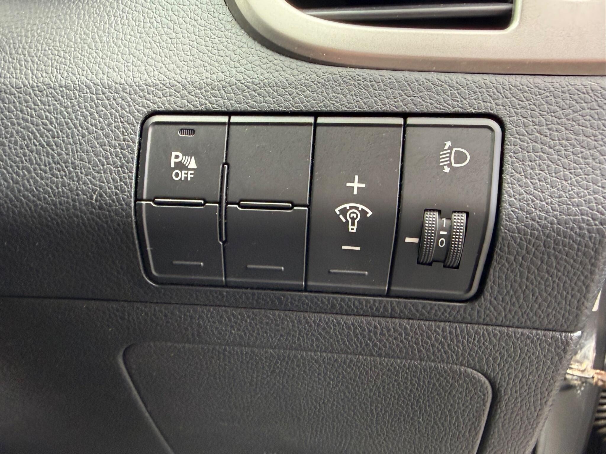 Hyundai i30 - Image 17