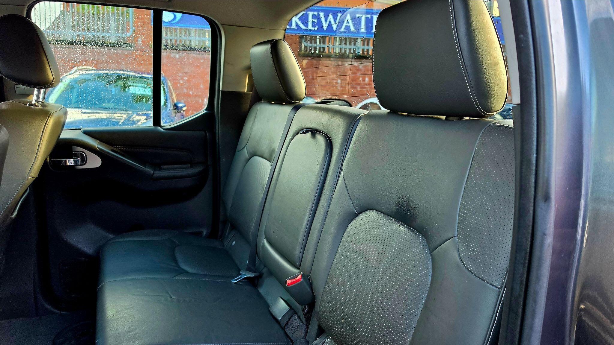 Nissan NAVARA - Image 17