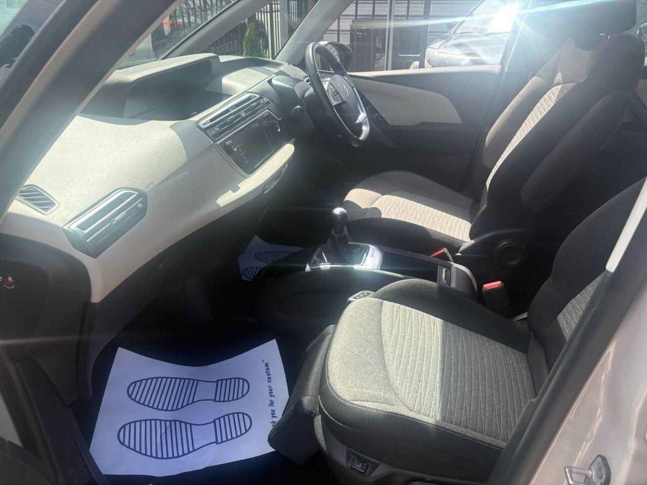 Citroen Grand C4 Picasso - Image 11
