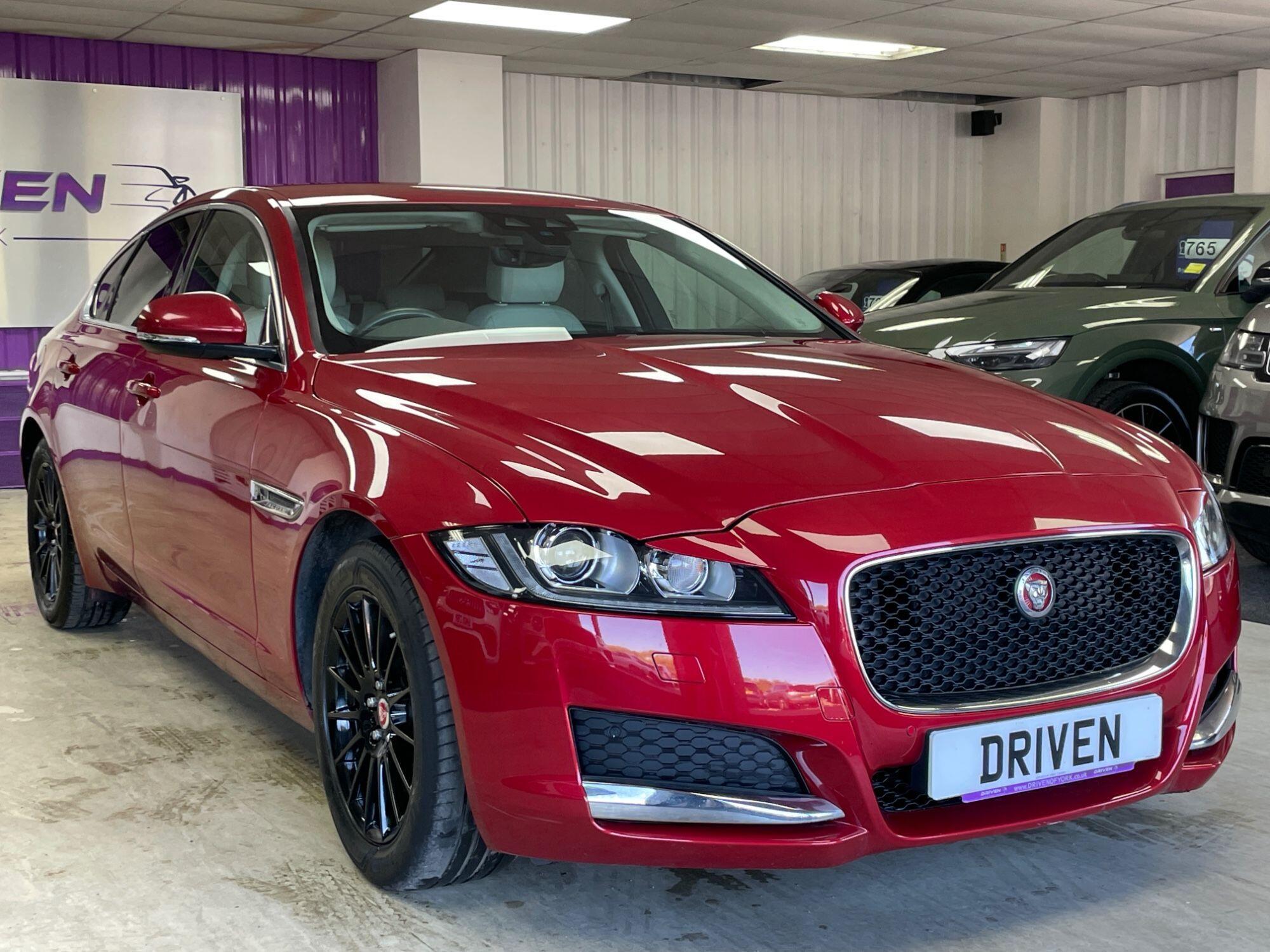 Jaguar XF - Image 4