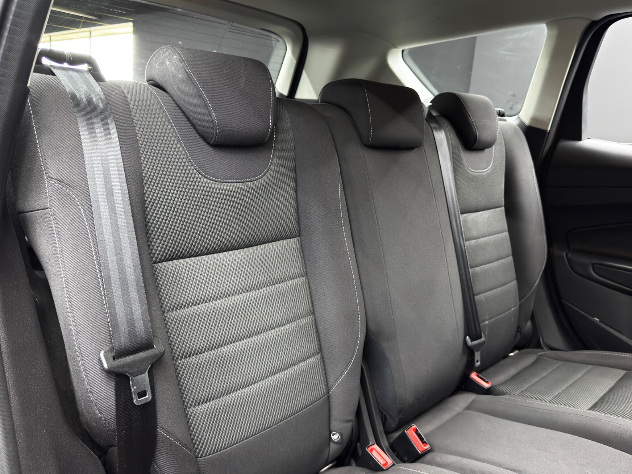 Ford Kuga - Image 15
