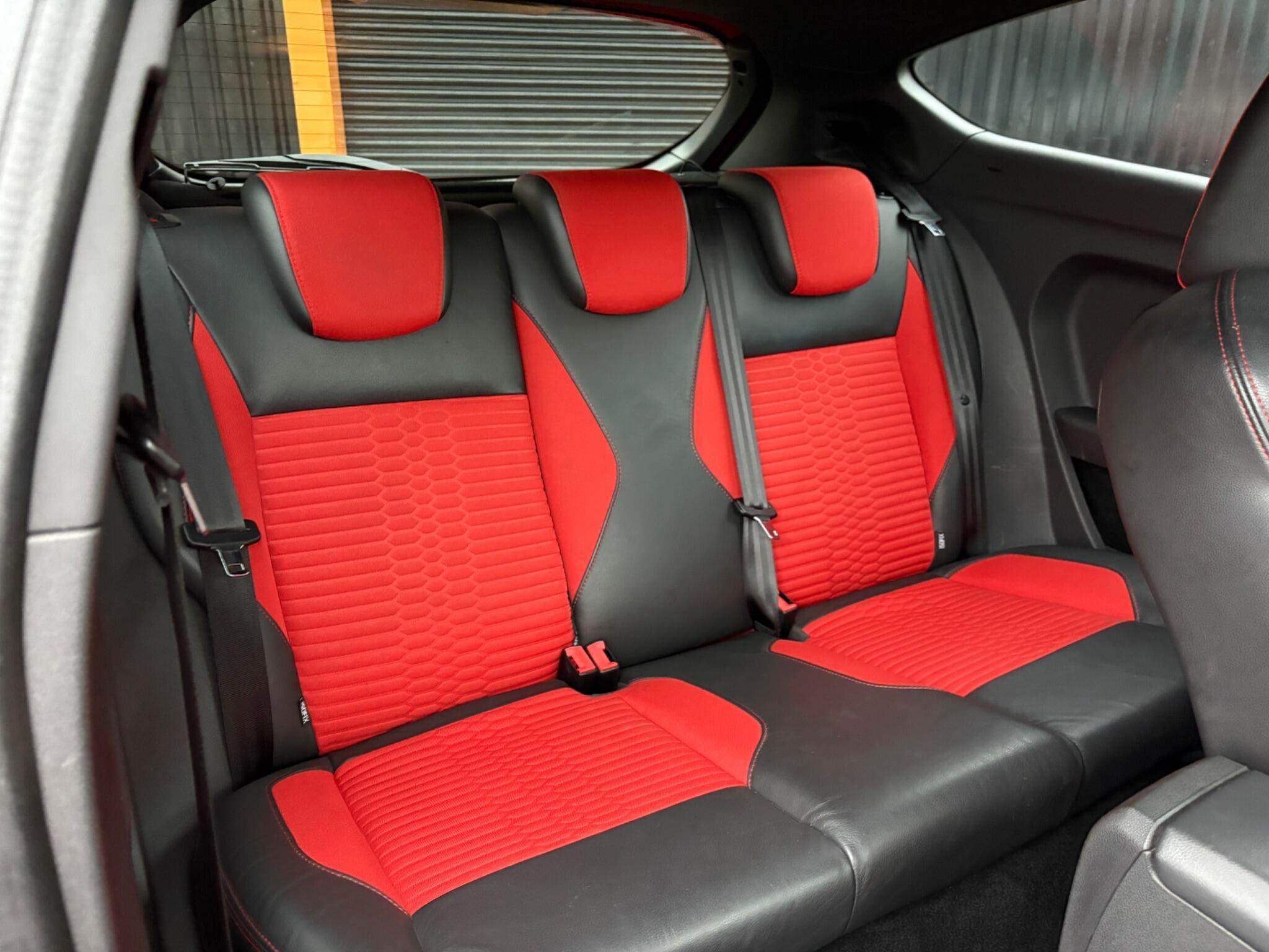 Ford Fiesta - Image 11