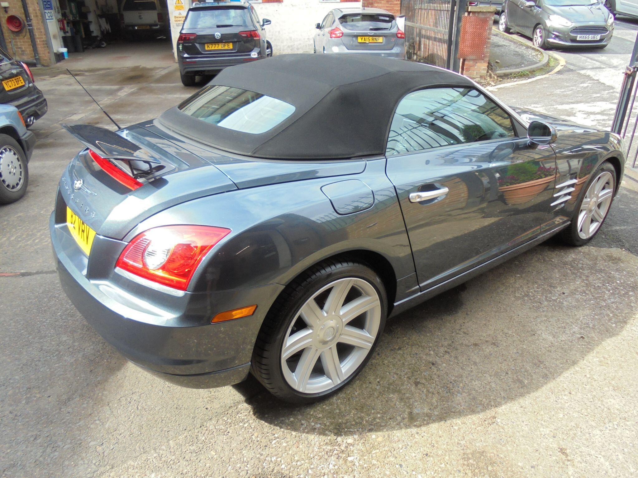 Chrysler Crossfire - Image 4