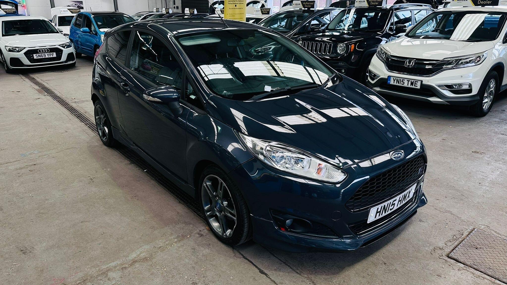 Ford Fiesta - Image 17