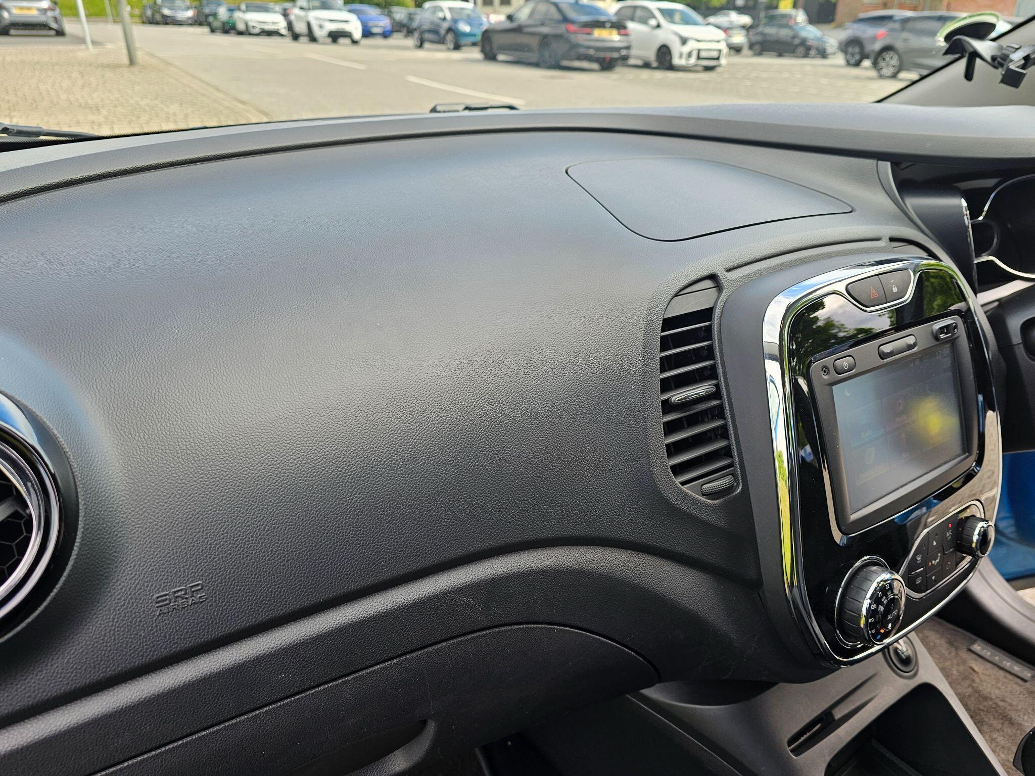 Renault Captur - Image 20