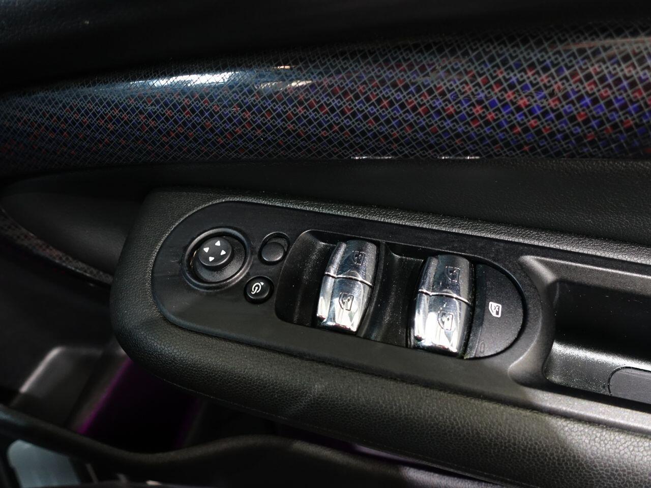 MINI Clubman - Image 31