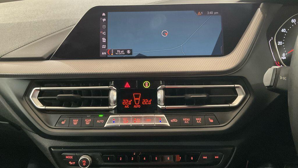 BMW 1 Series - Image 2