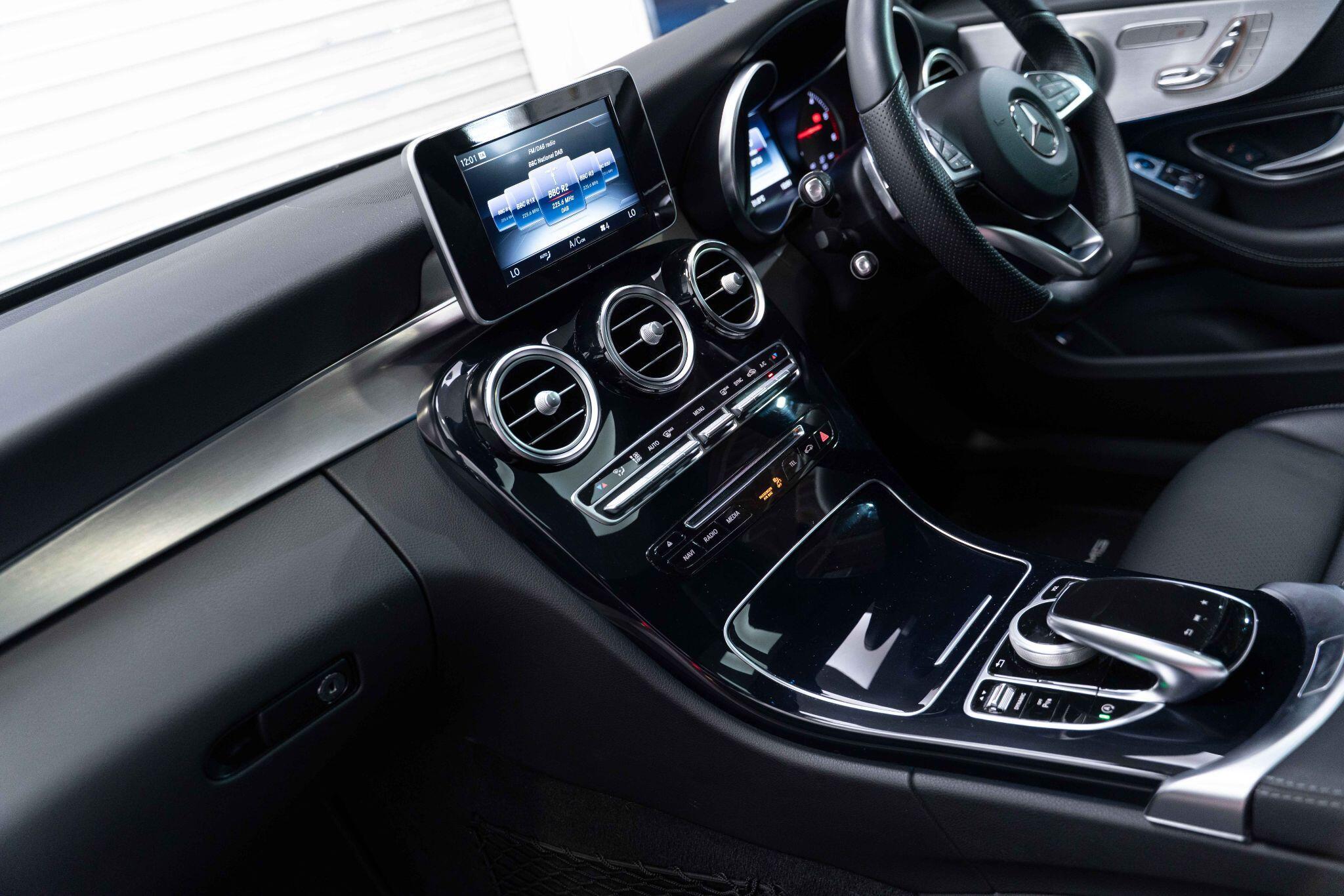 Mercedes C Class - Image 10