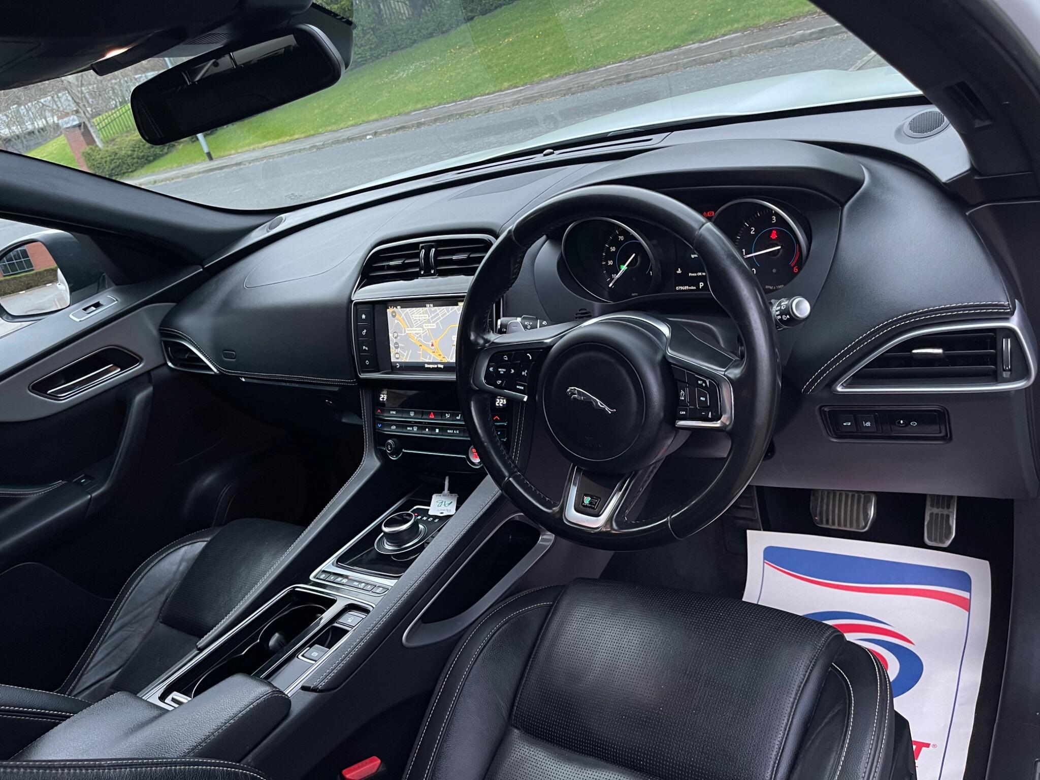 Jaguar F-Pace - Image 38