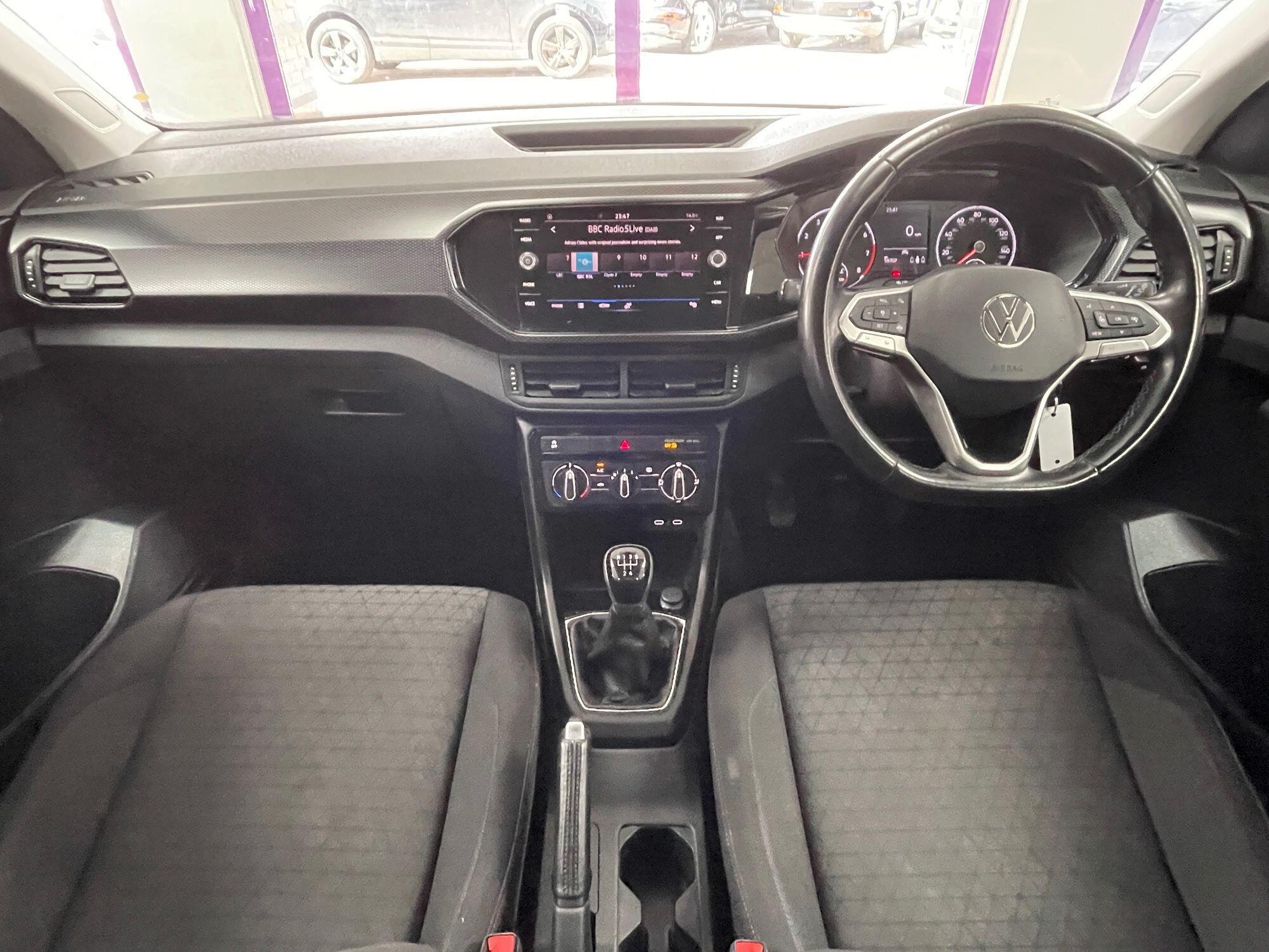 Volkswagen T-Cross - Image 2