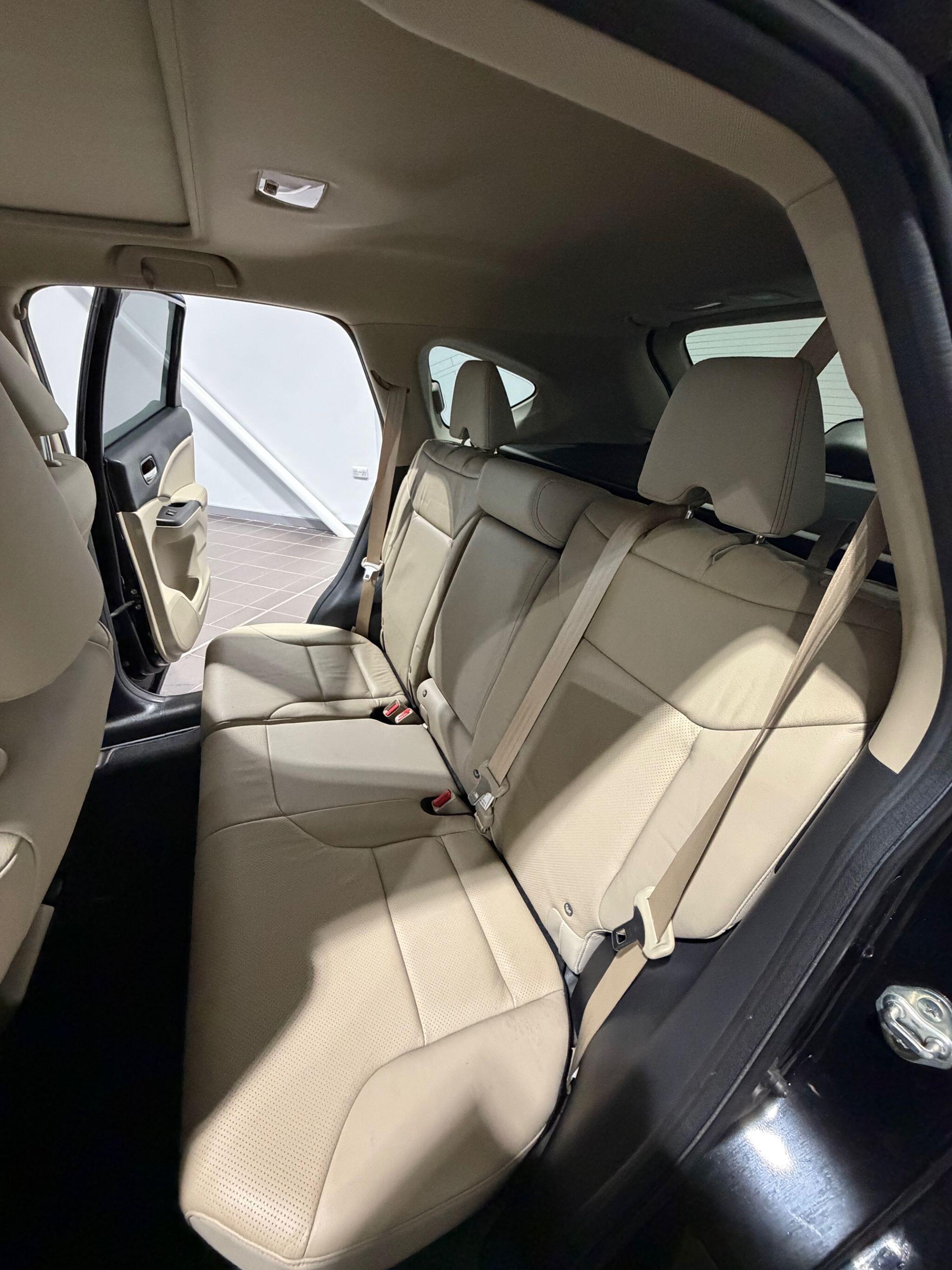 Honda CR-V - Image 13