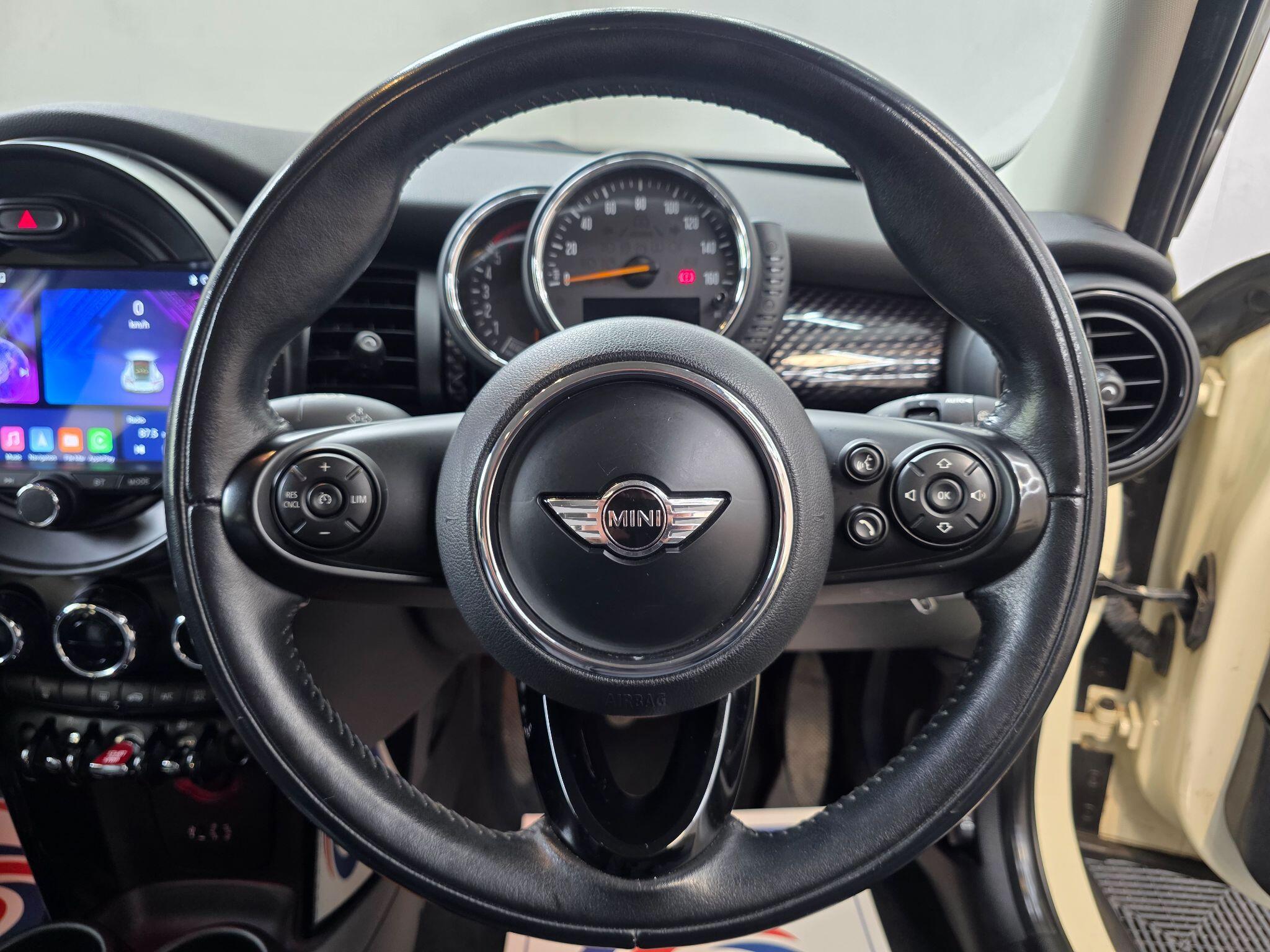 MINI Hatch - Image 24