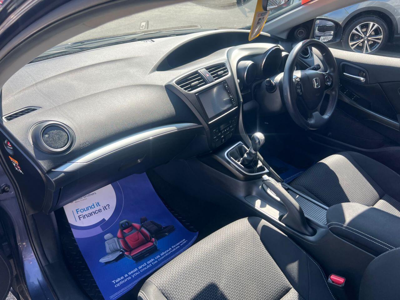 Honda Civic - Image 17