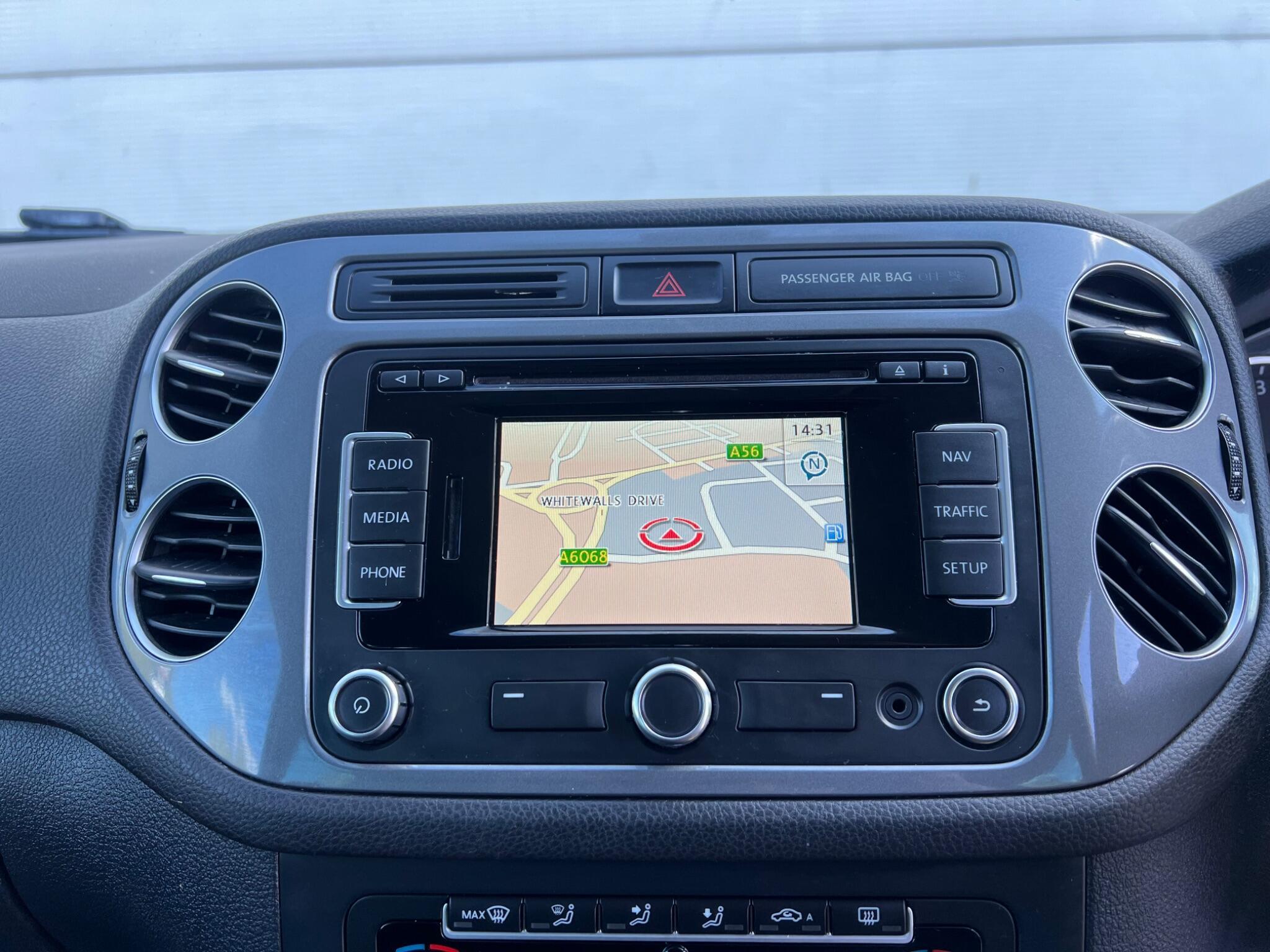 Volkswagen Tiguan - Image 18