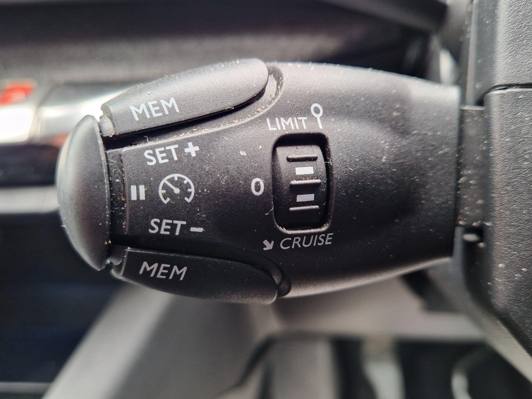 Peugeot 3008 - Image 54