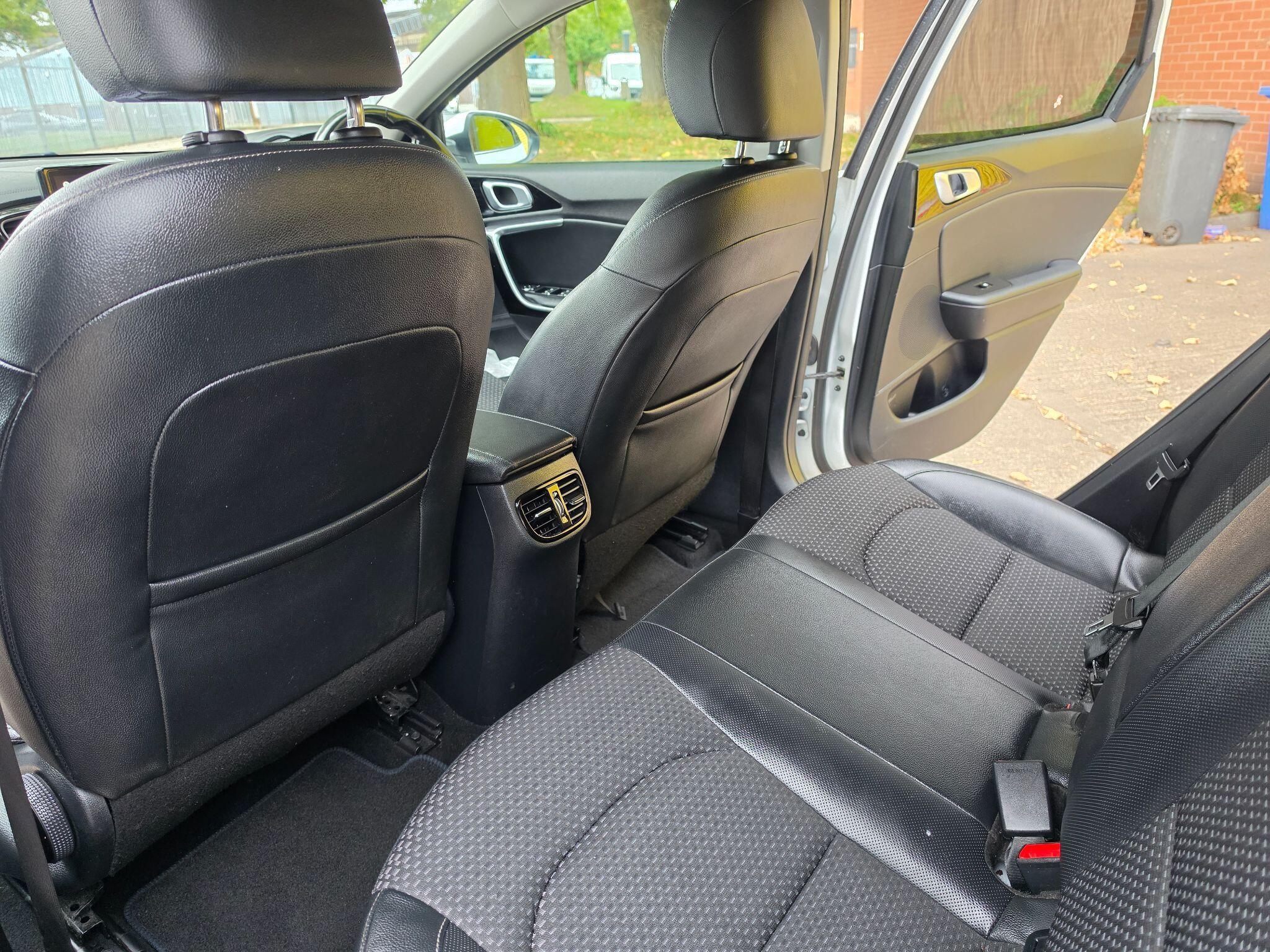 Kia XCeed - Image 14