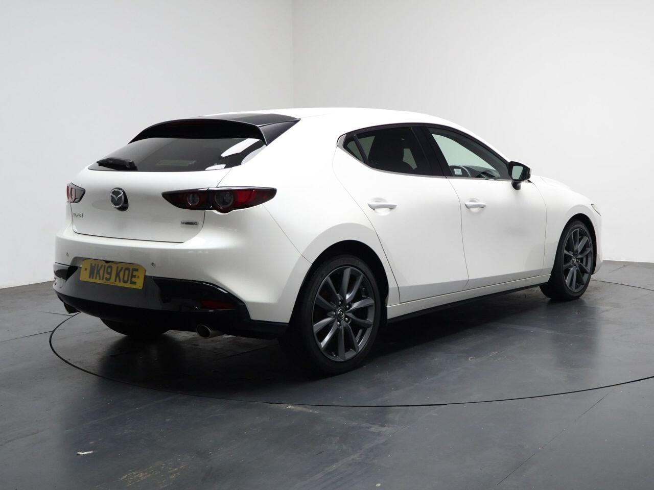 Mazda MAZDA3 - Image 12