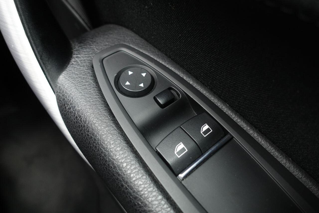 BMW 1 Series - Image 41