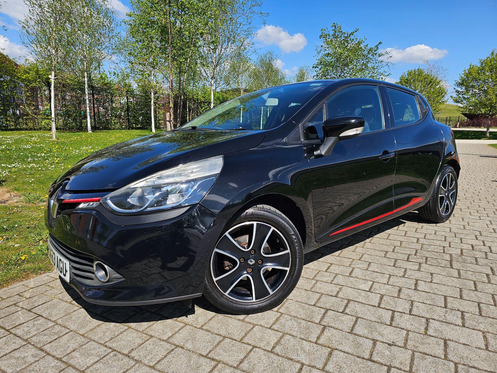 Renault Clio - Image 8