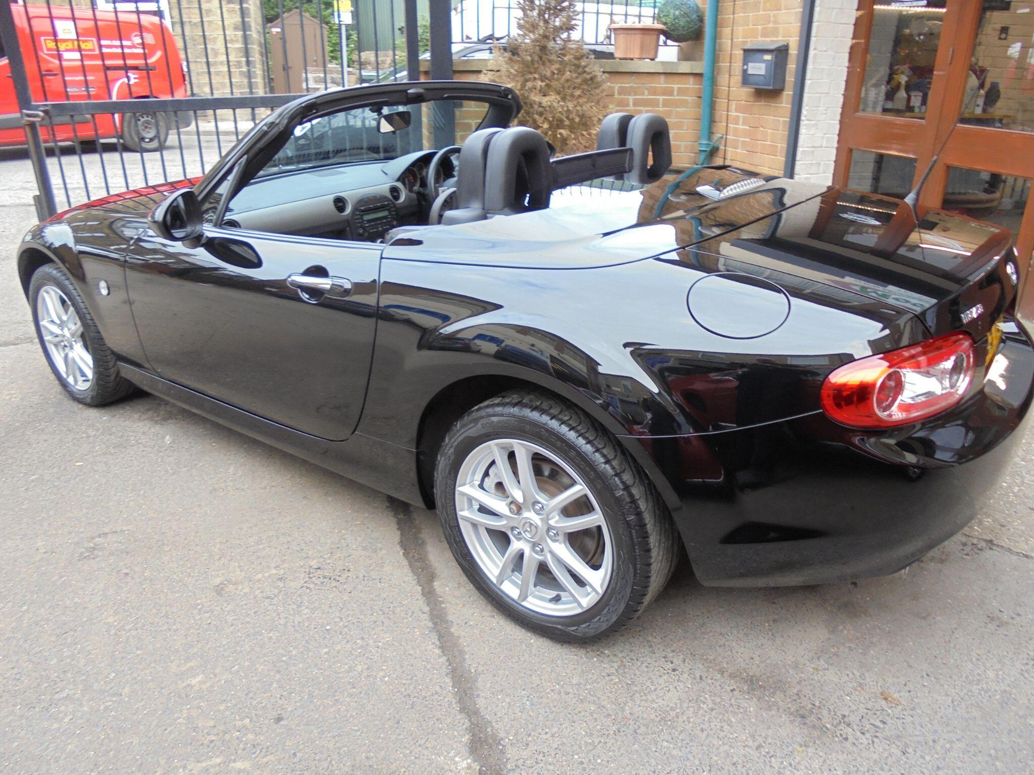 Mazda MX-5 - Image 10