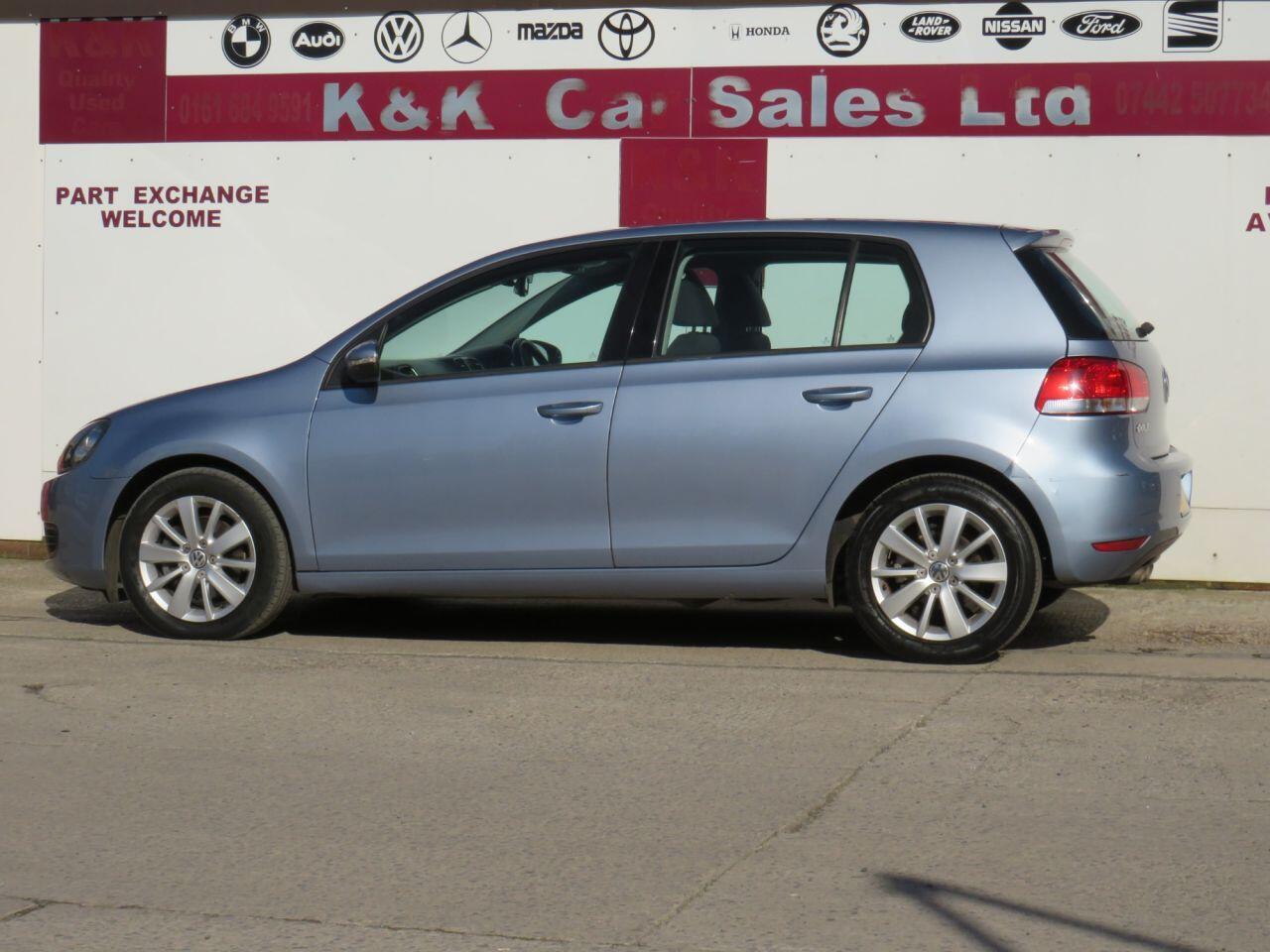 Volkswagen Golf - Image 27