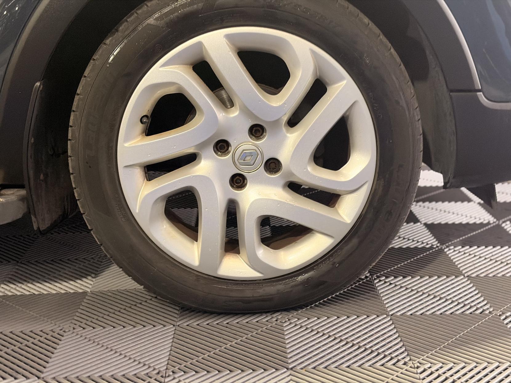 Renault Captur - Image 14