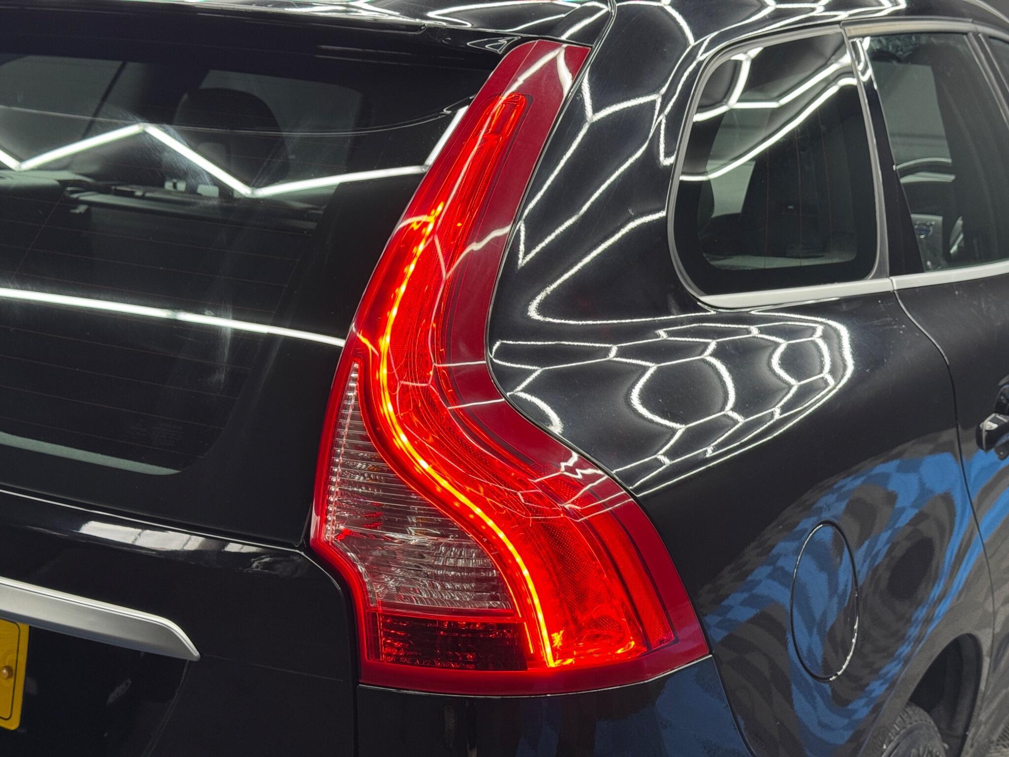 Volvo XC60 - Image 43