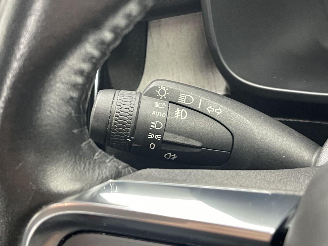 Volvo XC40 - Image 21