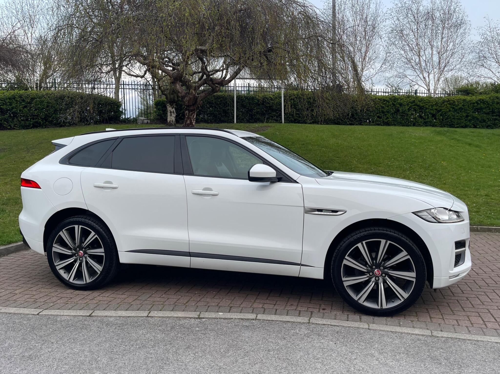 Jaguar F-Pace - Image 21