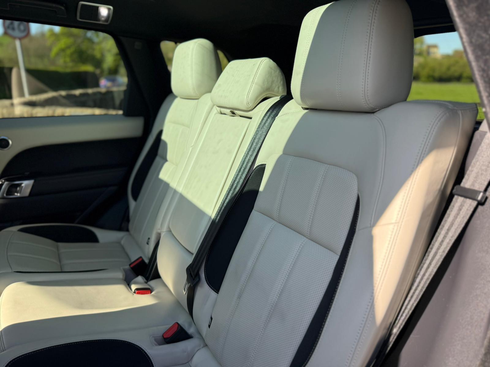 Land Rover RANGE ROVER SPORT - Image 37
