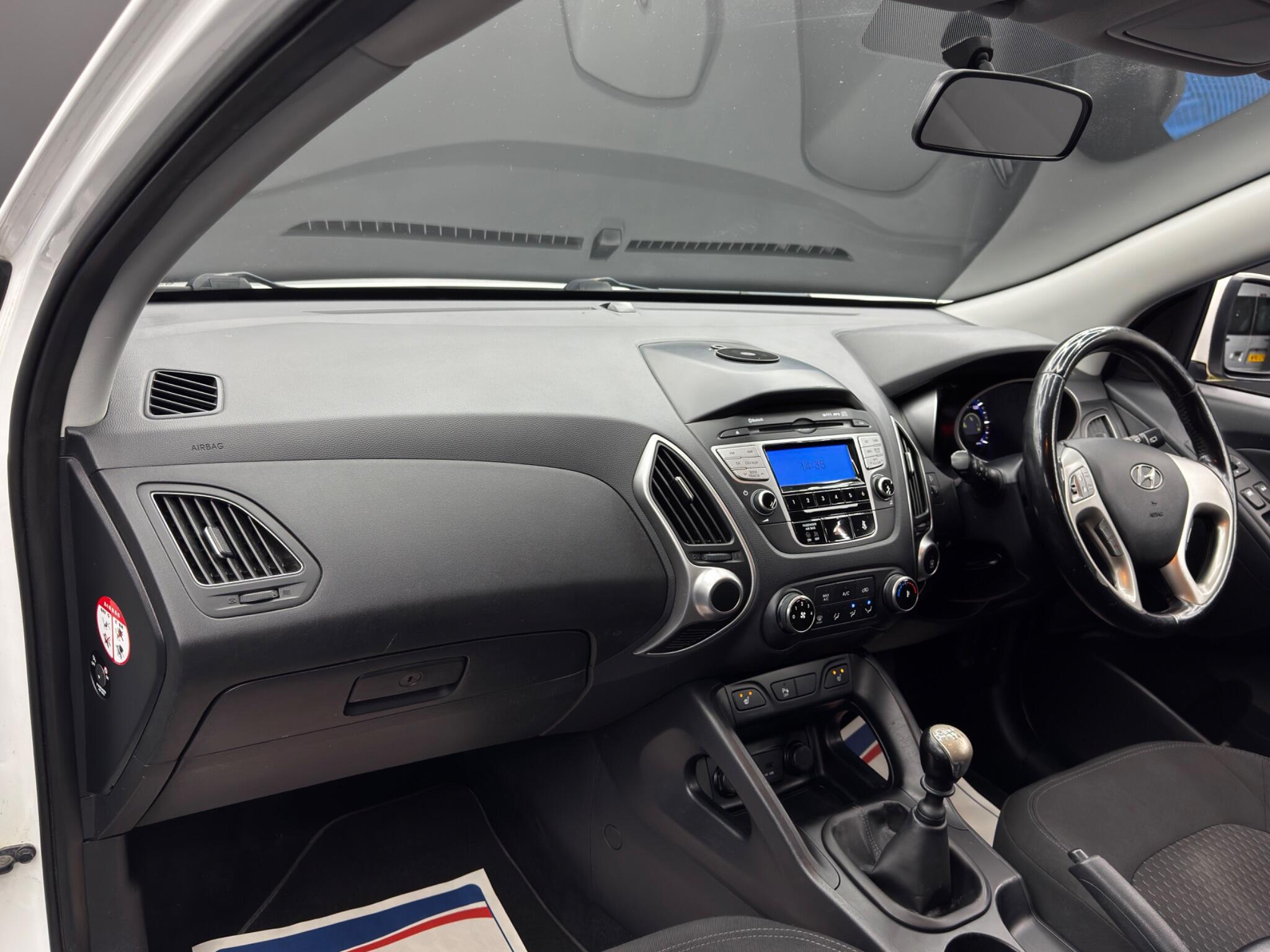 Hyundai ix35 - Image 11