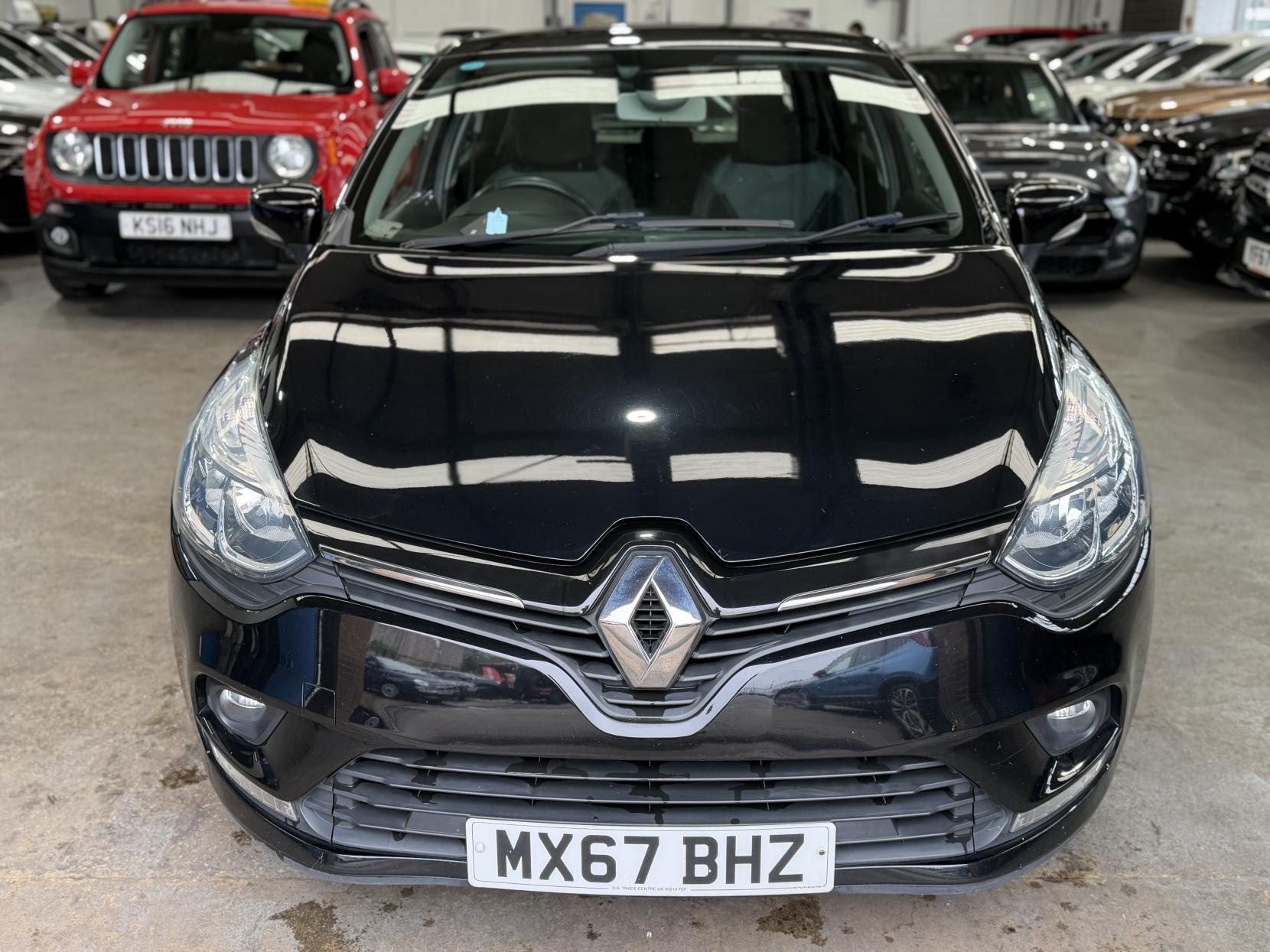 Renault Clio - Image 4