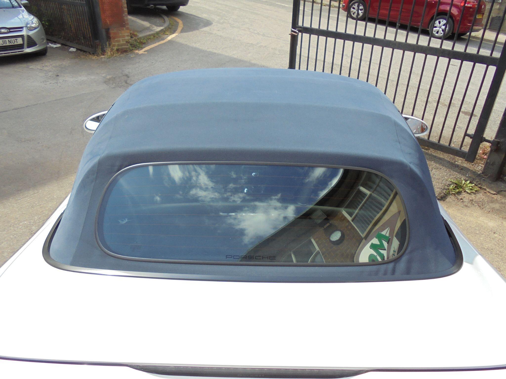 Porsche Boxster - Image 12