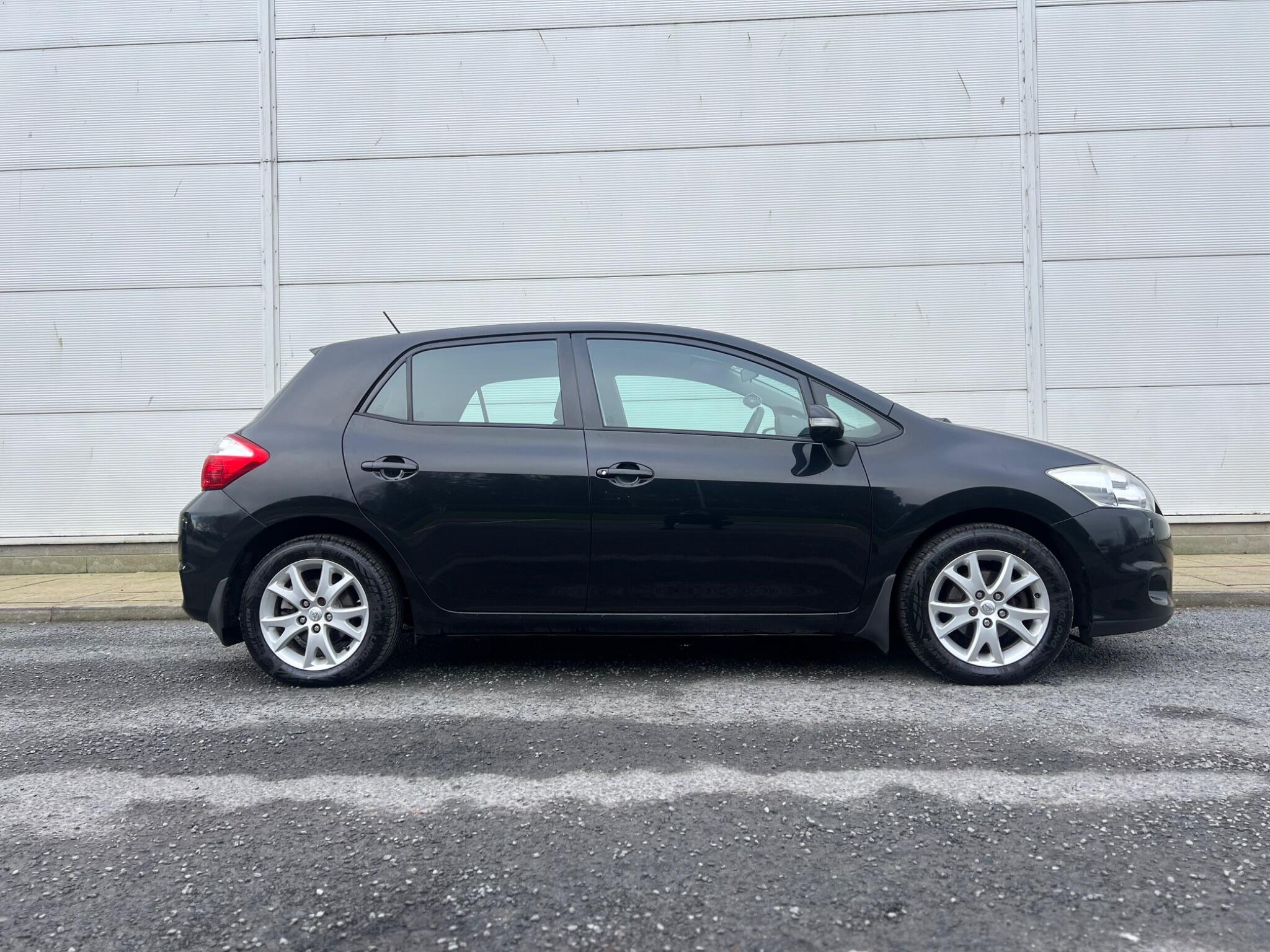 Toyota Auris - Image 29