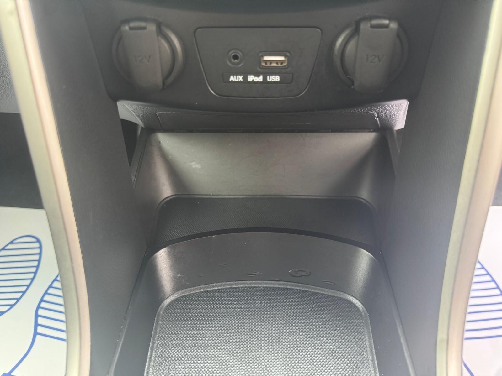 Hyundai i30 - Image 29