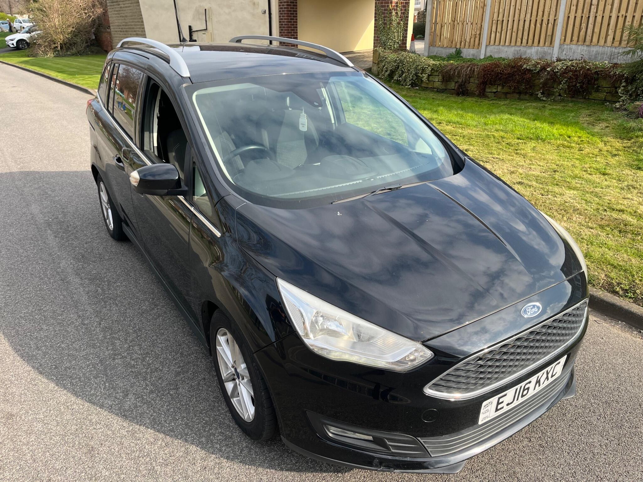 Ford Grand C-MAX - Image 11
