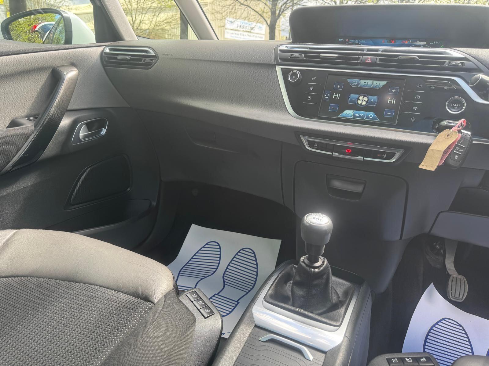 Citroen C4 Picasso - Image 15