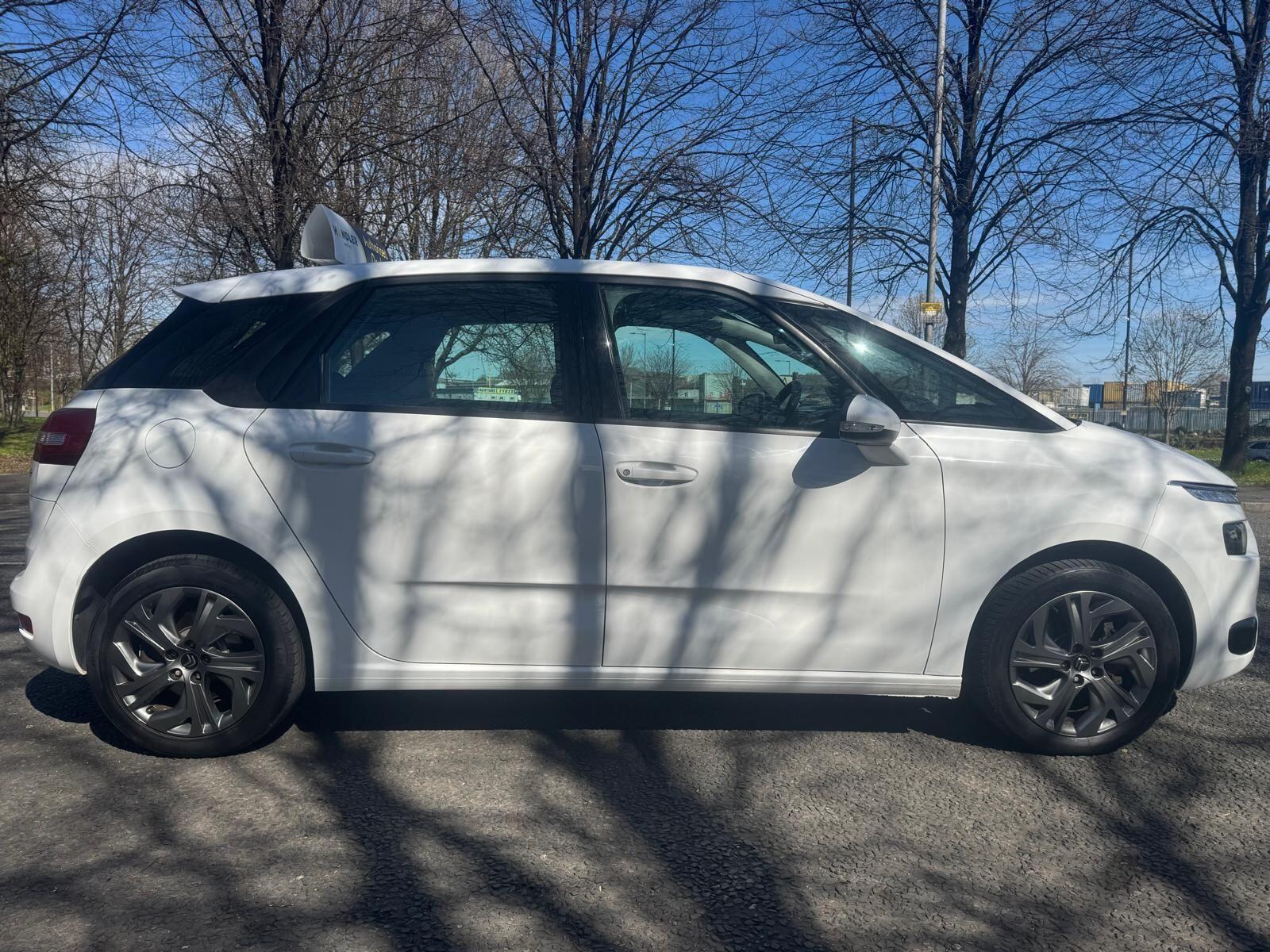 Citroen C4 Picasso - Image 15