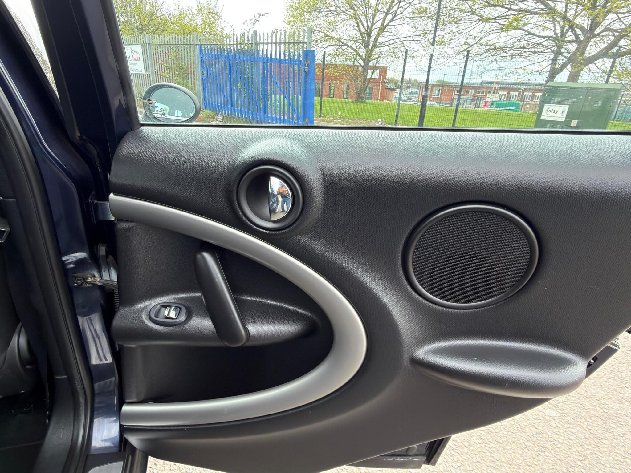 MINI Countryman - Image 33