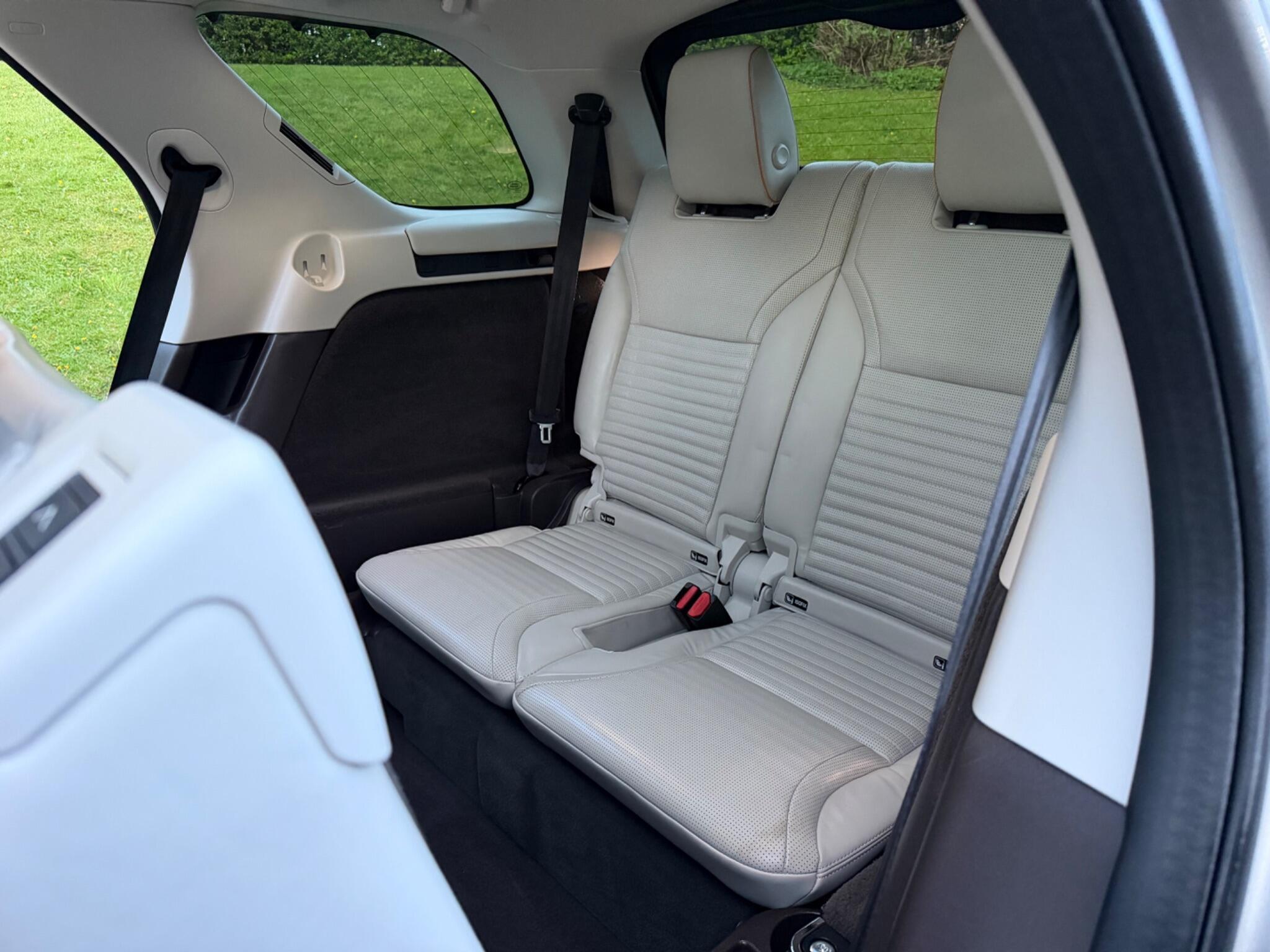 Land Rover Discovery - Image 73