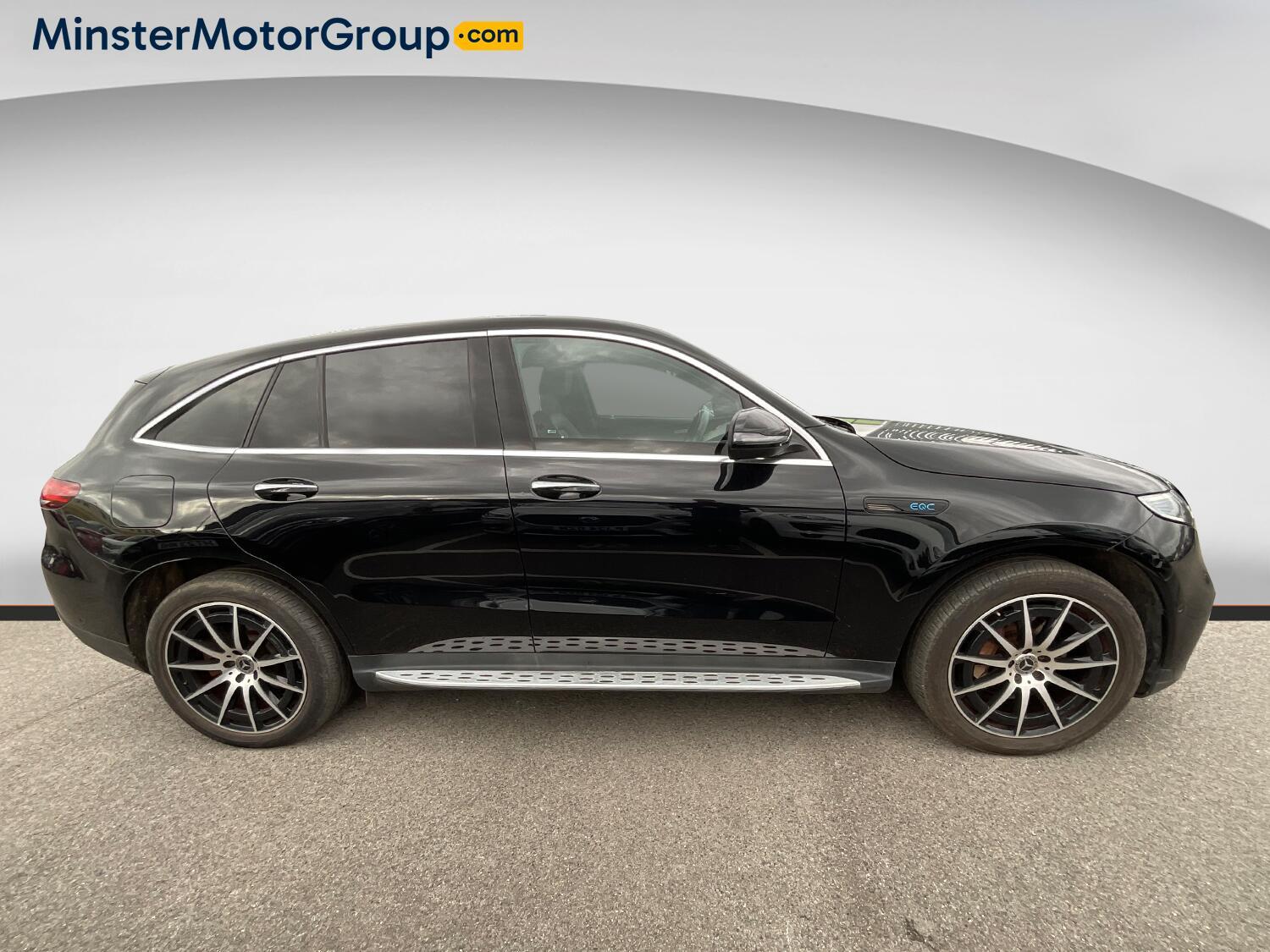Mercedes Eqc - Image 2