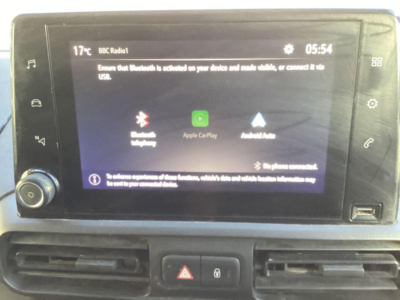 Vauxhall Combo - Image 16