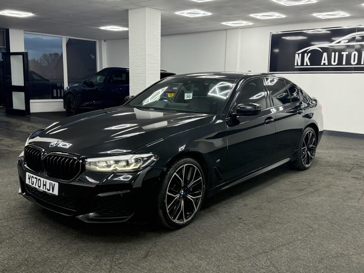 BMW 5 Series - Image 11